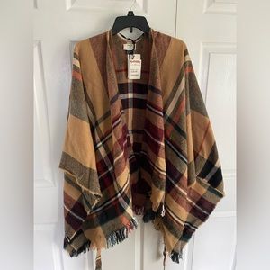 David and Young Shawl Wrap/Plaid Knit Kimono Wrap With Belt And Fringe Hem